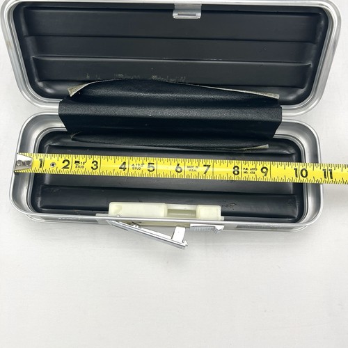 Peavey PVM Microphone Hardshell Case (Empty) Gray Metal Box Travel Case - Picture 9 of 10