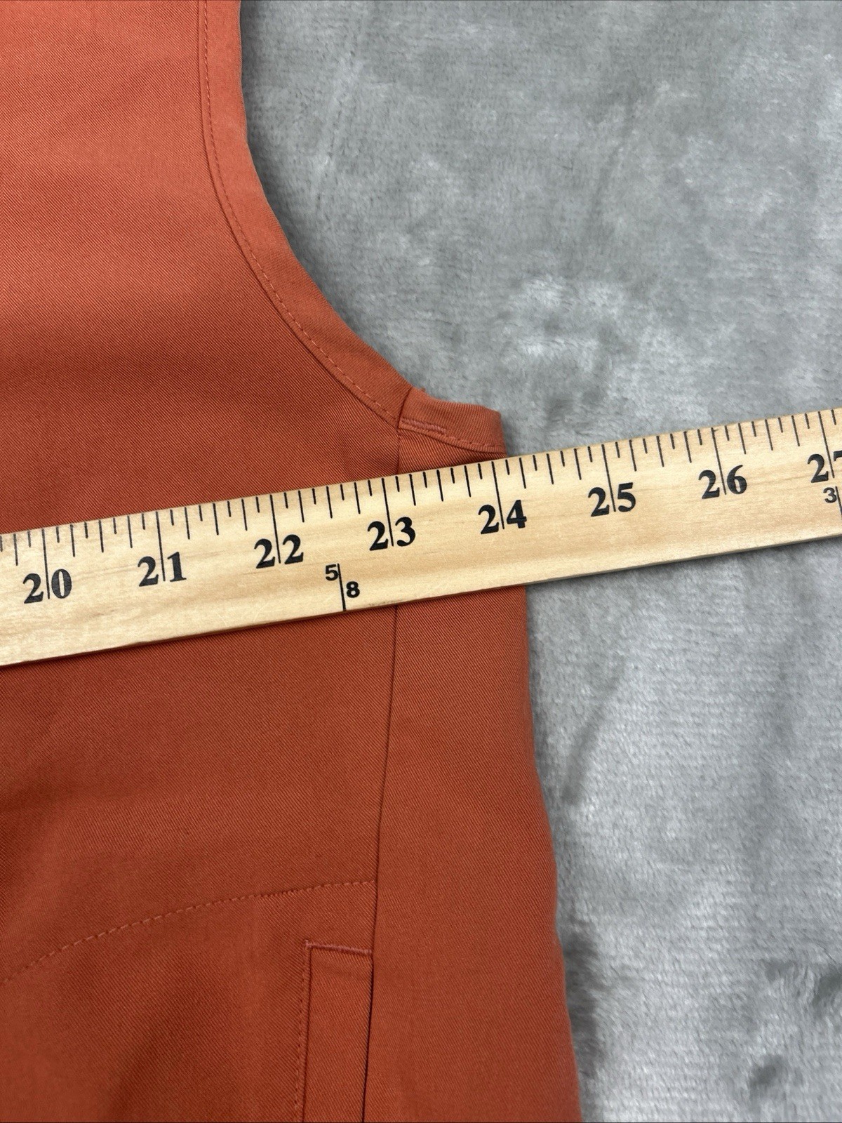 FIGS Technical Collection Medium Scrub Set top & … - image 12