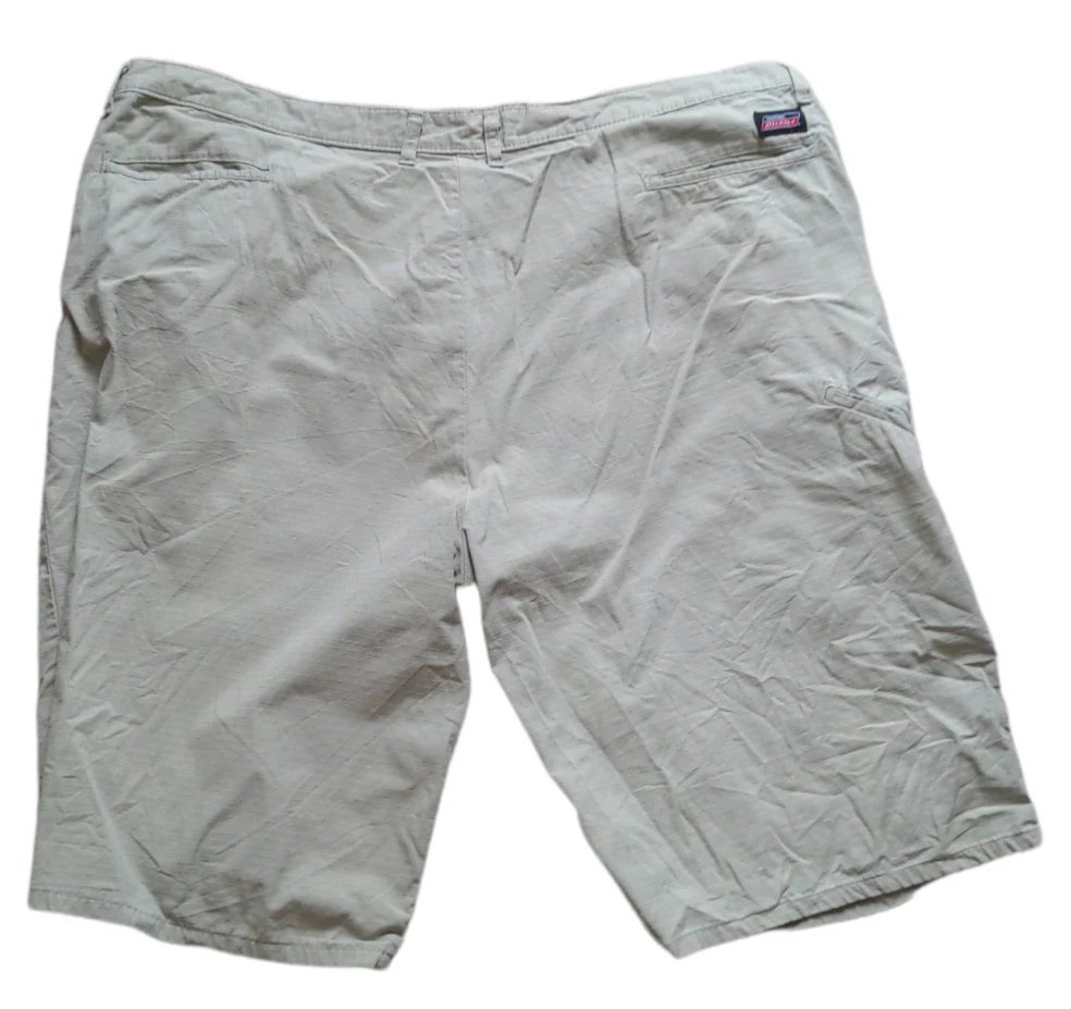 Dickies shorts with tool pocket hotsell
