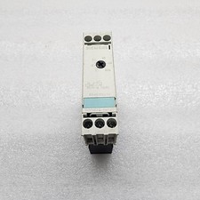 SIEMENS 3RP1576-1NP20 STAR DELTA TIMER 230-400V