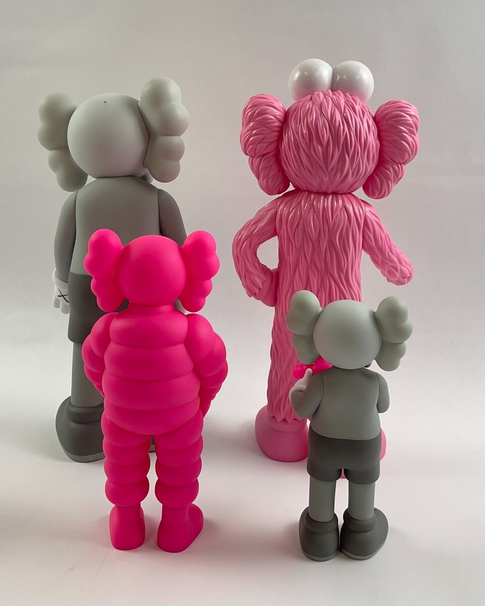 Kaws Family Vinyl Figure Set Open Edition Grey/ Pink/ Fluoro Pink