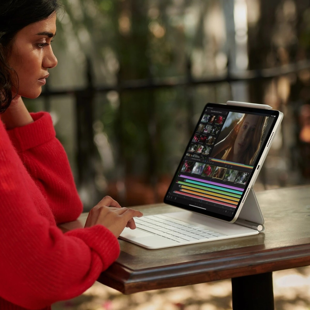 Apple 12.9 Apple 12.9