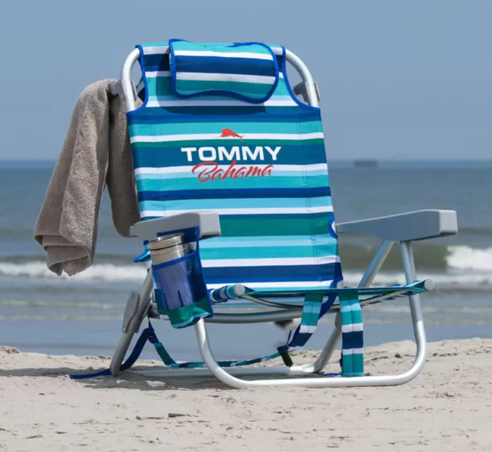 Silla de playa con mochila Tommy Bahama. Mochila plegable ajustable