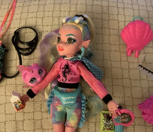 Monster High Lagoona Blue Doll G3 Reboot Mattel NEW In Box  - Picture 10 of 14