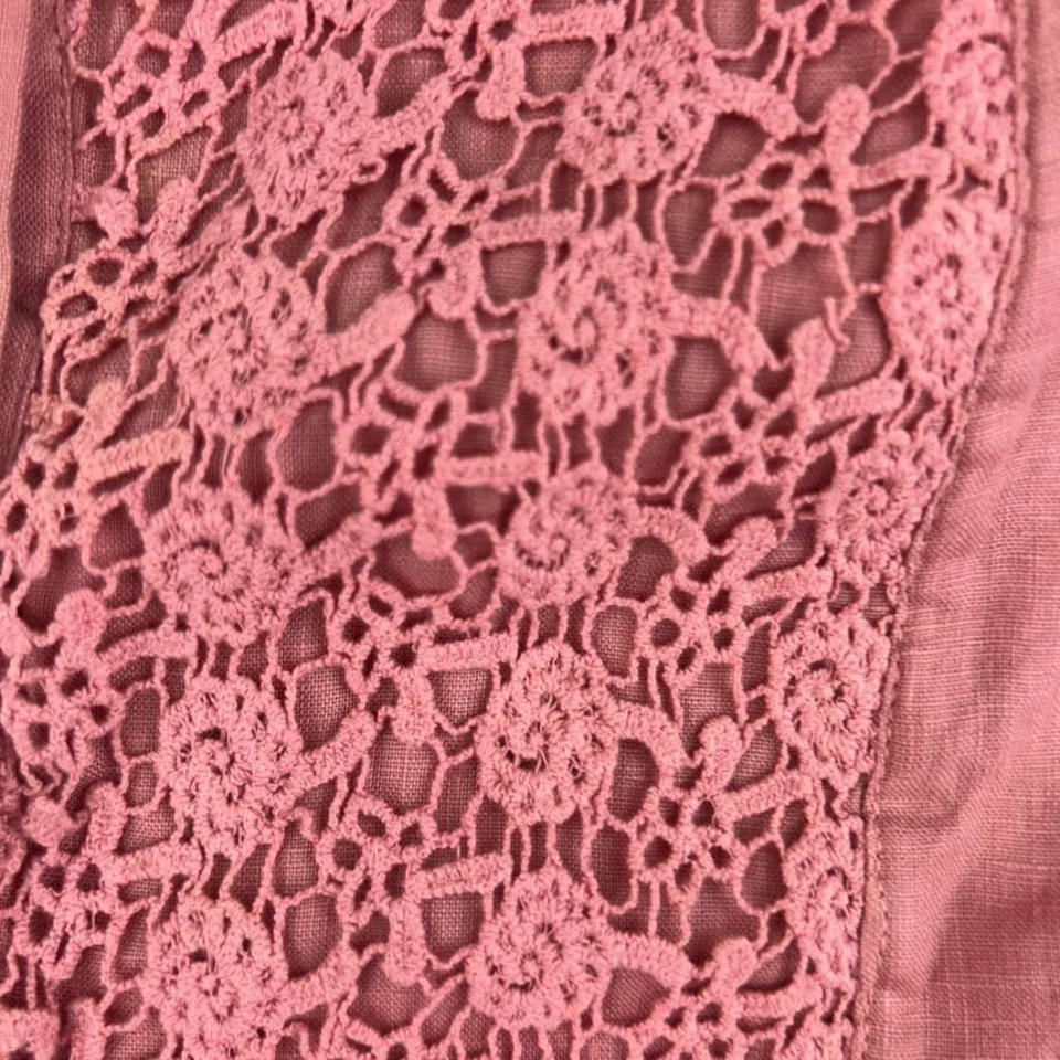 Blusa túnica plisada con botones de lino rosa Soft Surroundings para mujer 1X * Foto 3 de 4