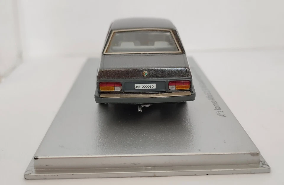 Kess Model Alfa Romeo Alfetta 2.0 Quadrifoglio Oro 1983 - 1:43 - Immagine 4 di 4