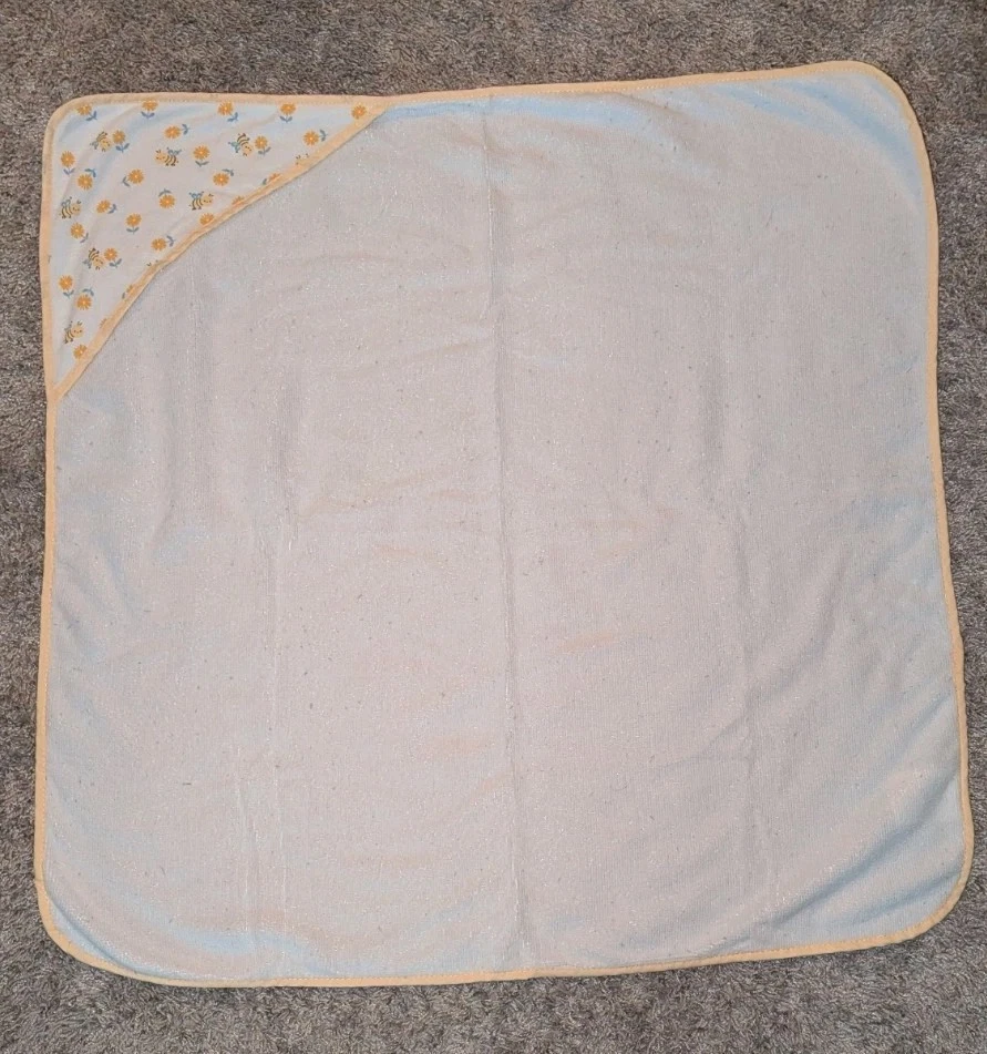 Baby Bath Bee Floral Blue Plaid Hooded Unisex Soft Towels Set Of 3 Never Used - Image 3 of 4