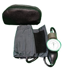 Tycos Blood Pressure Adult Cuff With Bulb and Sphygmomanometer