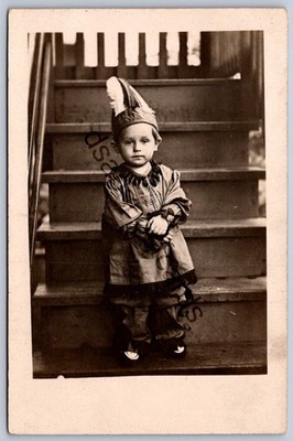 K54/ Interesting RPPC Postcard c1910 Children Child Native Indian Costume 294