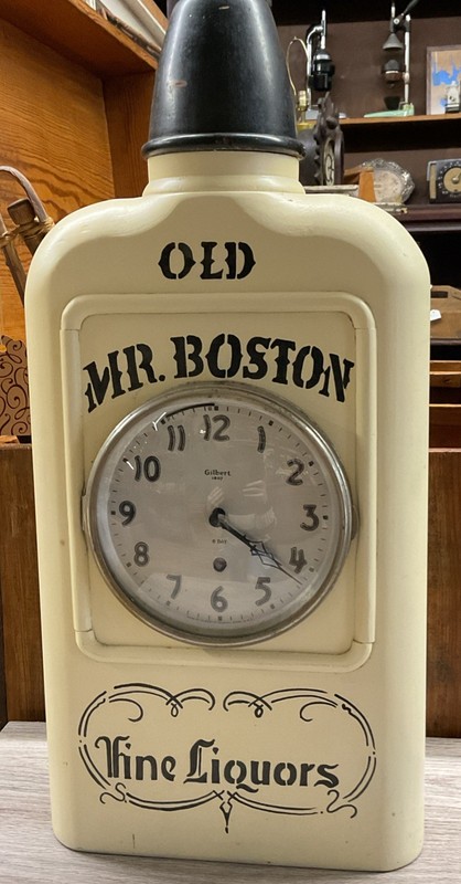 Vintage William L. Gilbert Clock Co. Old Mr. Boston Advertising Clock 