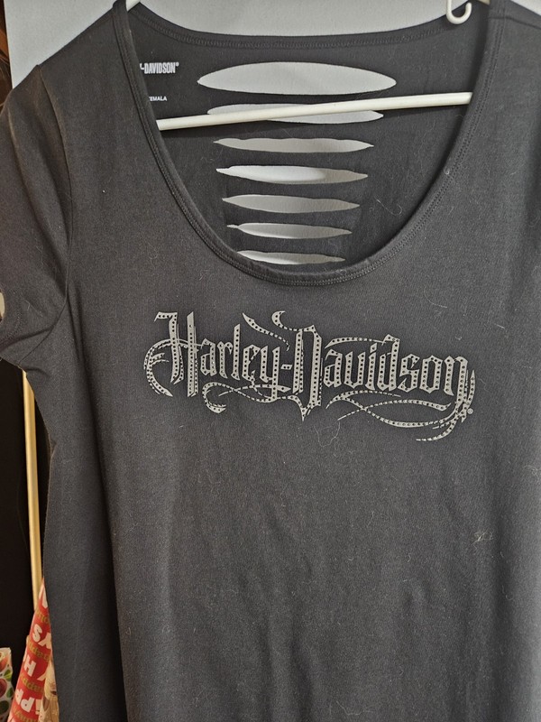 Harley Davidson Women's Size Large Short Sleeve Shirt. NWT
