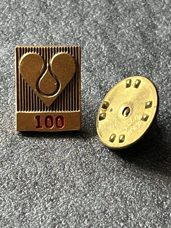 Blood Center pinback Award for 100 pints donated,