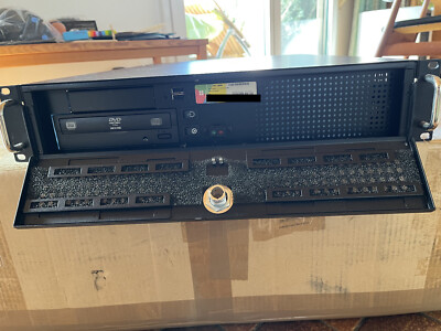 Custom PC server 2U Supermicro X8SIE-LN4 + Win 7 ultimate licence