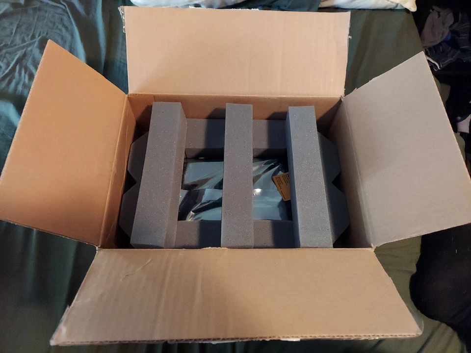 New 73.4GB 10K RPM FC HDD IBM PN 24P3720 06P5764 Option 06P5762 9V9004-036 - Image 2 of 4