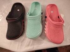 NEw ladies    Garden Clogs Back Strap Slip On Water NURSE  Shoes Light Weight