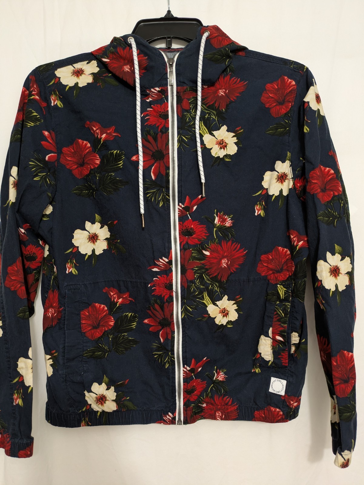 Men&rsquo;s M Navy Hooded Ricky Singh