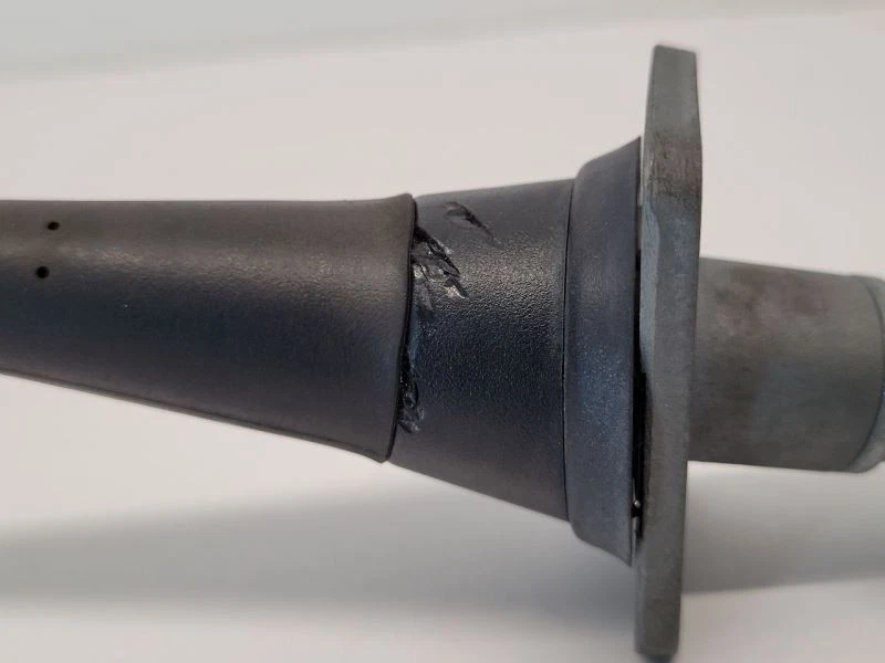 ANTENA MONTADA EN CUARTO DERECHO FORD MUSTANG 2010-2014 Foto 3 de 4