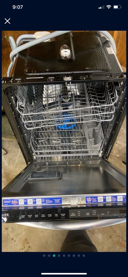 Посудомоечная машина Frigidaire Gallery. Встроенные, регулируемые ножки, контрольный верх. - Изображение 3 из 4