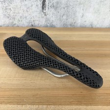 Low Mile Selle Italia SLR Boost 3D 130mm 7x7mm Round Rails Bike Saddle 199g