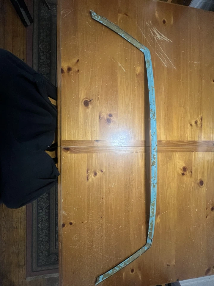 1986–1988 Chevrolet Monte Carlo LS Half Vinyl Trim With TRUNK UPPER FILLER PANEL - Image 2 of 4