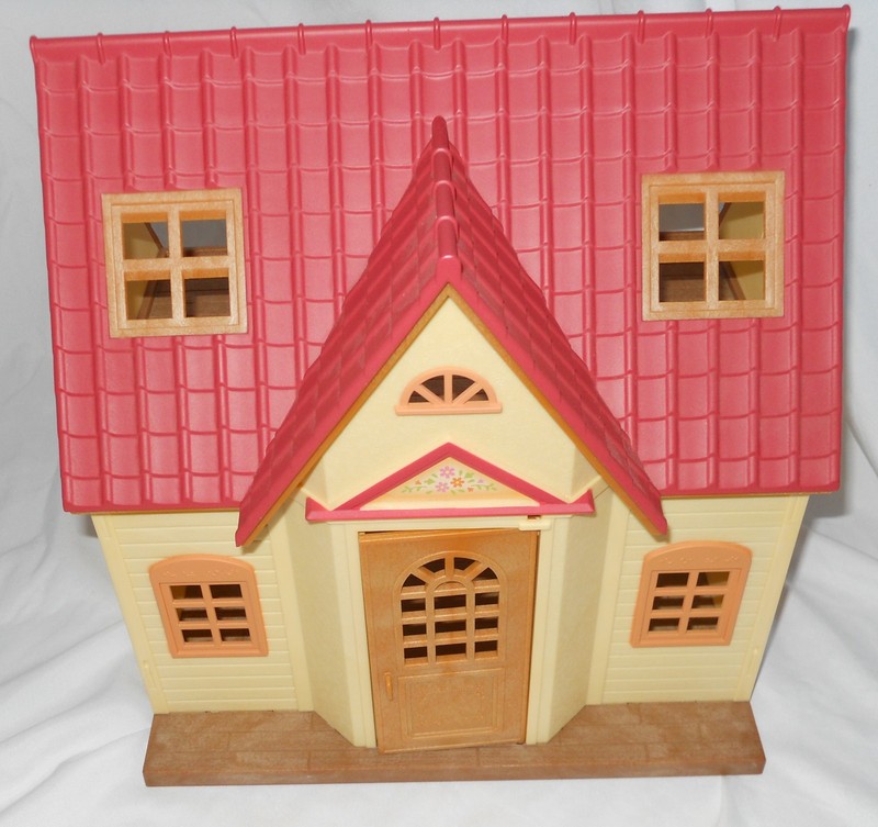 Epoch Japan SYLVANIAN FAMILY Calico Critter Red Roof COZY COTTAGE DollHouse Home