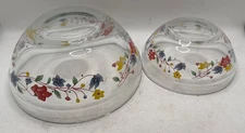 2 Vintage Durable Heat Resistant Nesting Glass Bowls Floral Pattern  5” & 6-3/4”