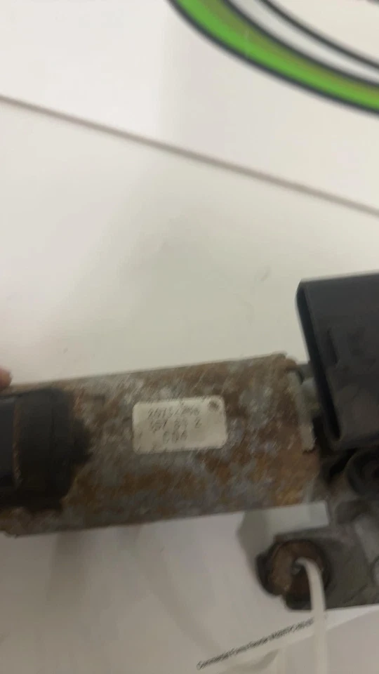 Motor limpiaparabrisas delantero Buick Lesaber 1980-90 Foto 4 de 4