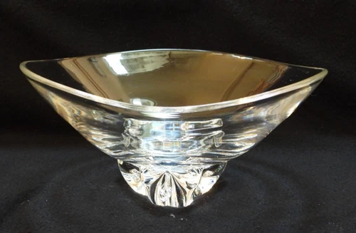 Steuben Art Glass Footed Trillium Bowl Donald Pollard Signed 9 1/2" Diameter