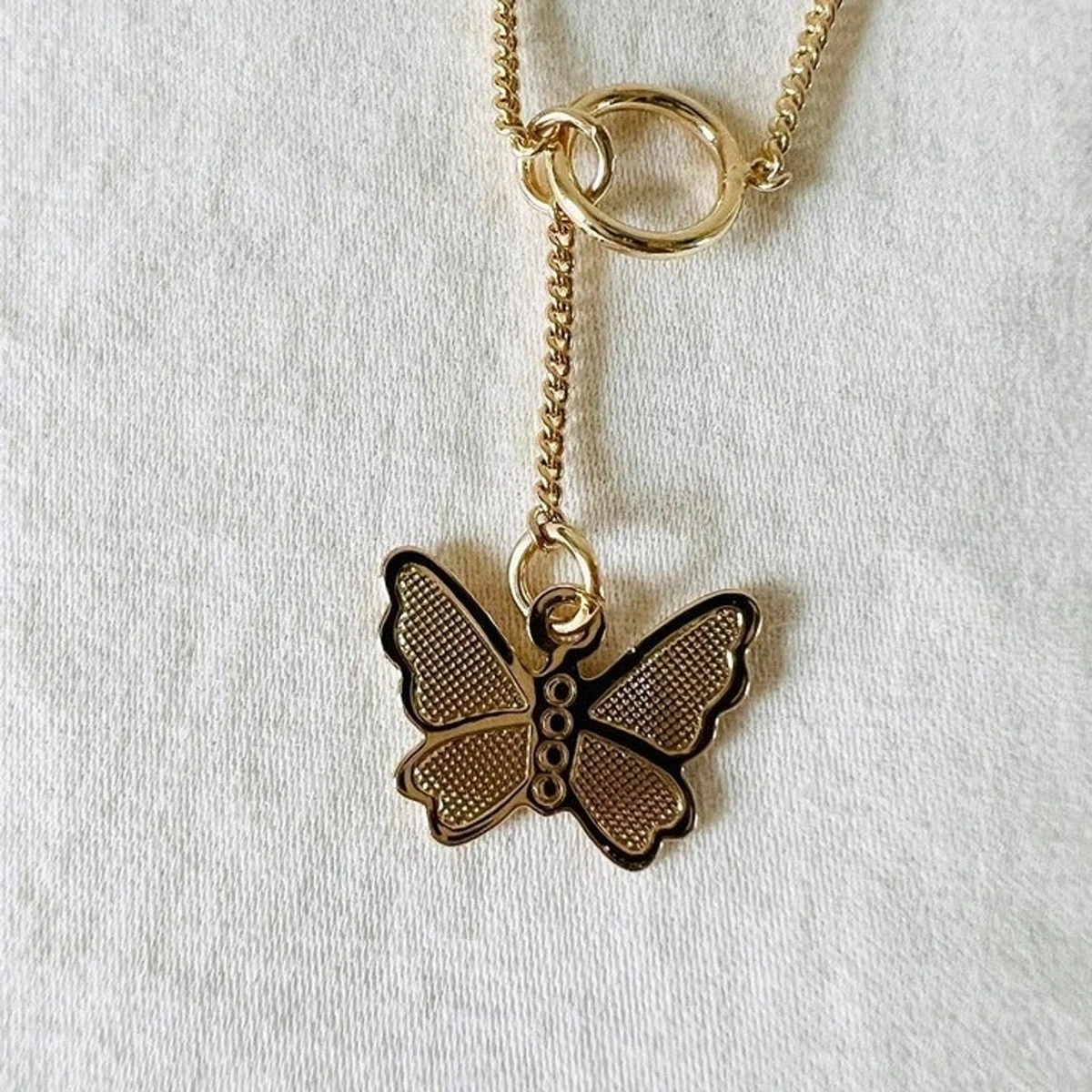 Brandy melville butterfly necklace outlet