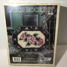 NEW National Yarn Crafts Latch Hook Rug Kit R854 Elegance Rose Floral 20”x27”