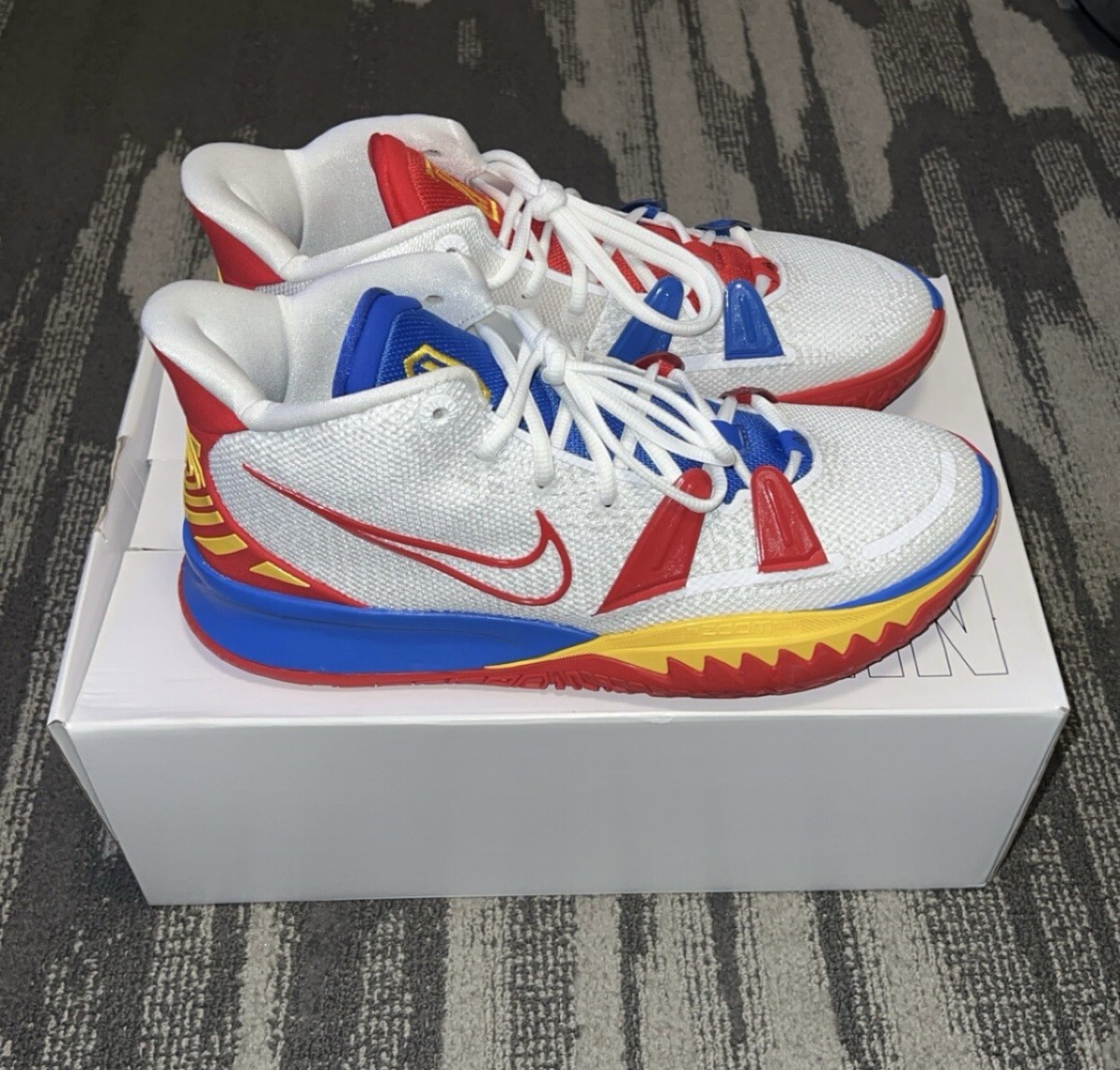 Nike KYRIE 7 10.5 US デニム Amazon.com | Nike Men's Shoes
