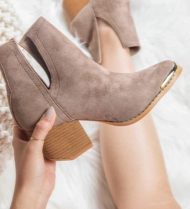 Botines para mujer J. Adams Tess sin cordones de tacón medio bloque punta dorada vaquero tostado Foto 2 de 4