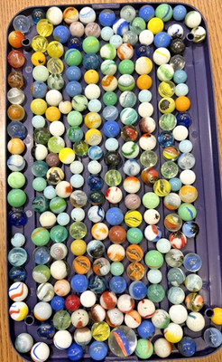 Marbles ~lot of 200  Vintage, Multi-colored...some rare...some common..one price