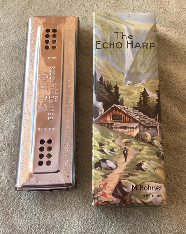 The Echo Harp. Rare. M Hohner Germany.  Bell Metal Reeds. With Box.