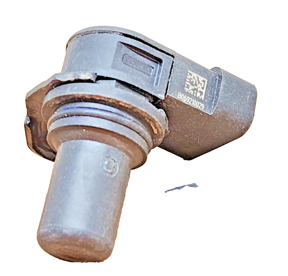 2006–2011 Hyundai Azera/Sonata/SantaFe Camshaft Position Sensor OEM 39318-3C100 - Image 2 of 4