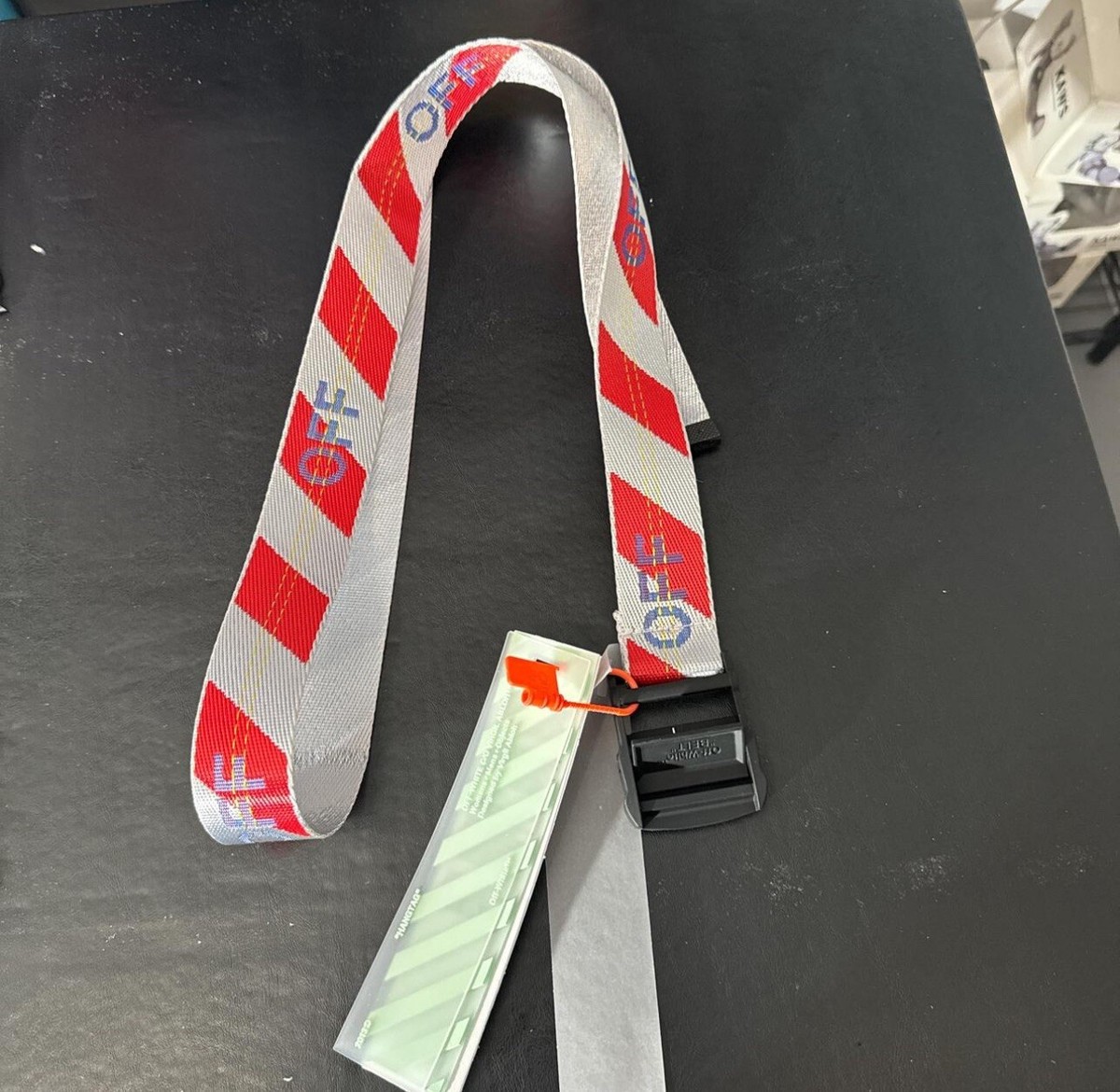 OFF-WHITE Men Grey/Red Industrial Logo Buckle Woven Belt One Size ✅