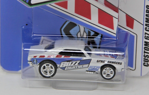 Hot Wheels Boxman Designs 67 Camaro Low Prod Run 3 Of 10 Signed Buzz Lightyear - Picture 2 of 6