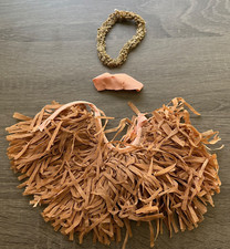 Vintage Barbie Hawaiian Doll Grass Skirt, bandeau bra Flower Necklace HTF EUC