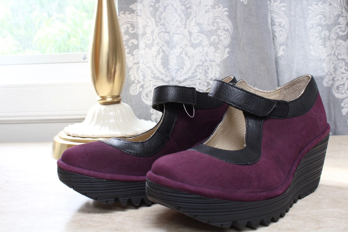 Fly london black wedge shoes top