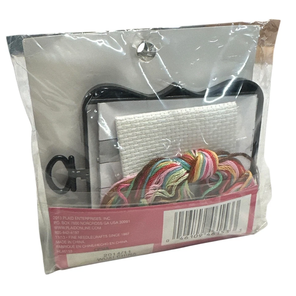 Bucilla Babushka Flor Muñeca Punto de Cruz Kit Marco Principiante Coleccionable 2013 Foto 2 de 2