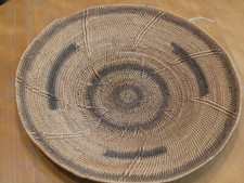 Fine Vintage Hand Made Hand Woven African Basket Tray 15.5 inches