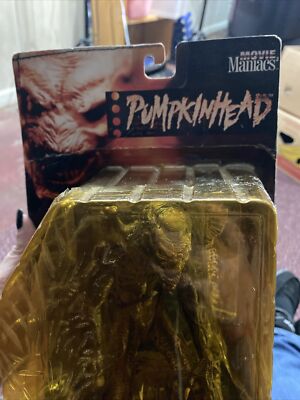 PUMPKINHEAD figure-￼McFarlane Toys-Movie Maniacs-Series 2