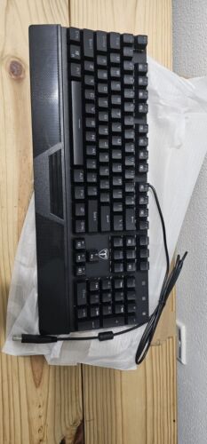 VicTsing Wired Gaming Keyboard (PC273A) Full Outemu Blue Switches - Picture 2 of 3