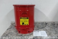 Justrite 09700 21 Gal Cap Red Foot Operated Self Closing Oily Waste Can