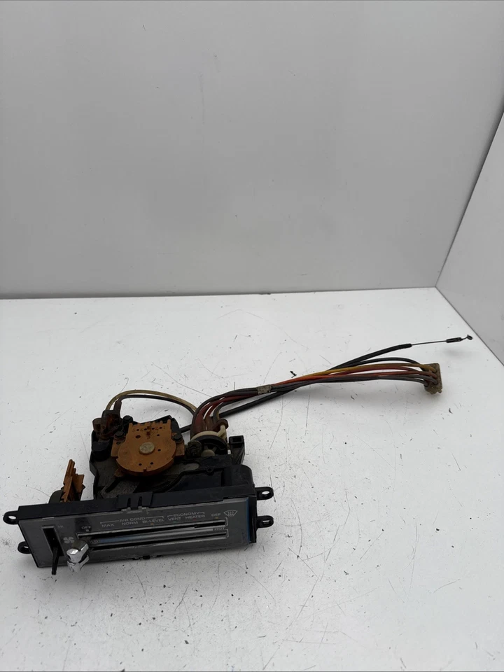 1977 - 1985 Oldsmobile Chevy Olds Buick Pontiac кондиционер климат-контроль OEM - Изображение 2 из 4