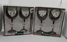 Holiday Seasons Holly Berry Holiday Wine Glasses Hand Painted Set Of 4 New