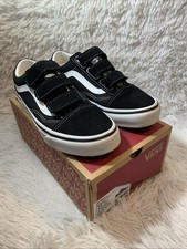 Vans Old Skool V Suede/Canvas Black 3.5 Men  s, 5 Women  s, Strap