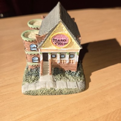 Muriel and Philips' Piano and Violin School Figurine 1994 AH86