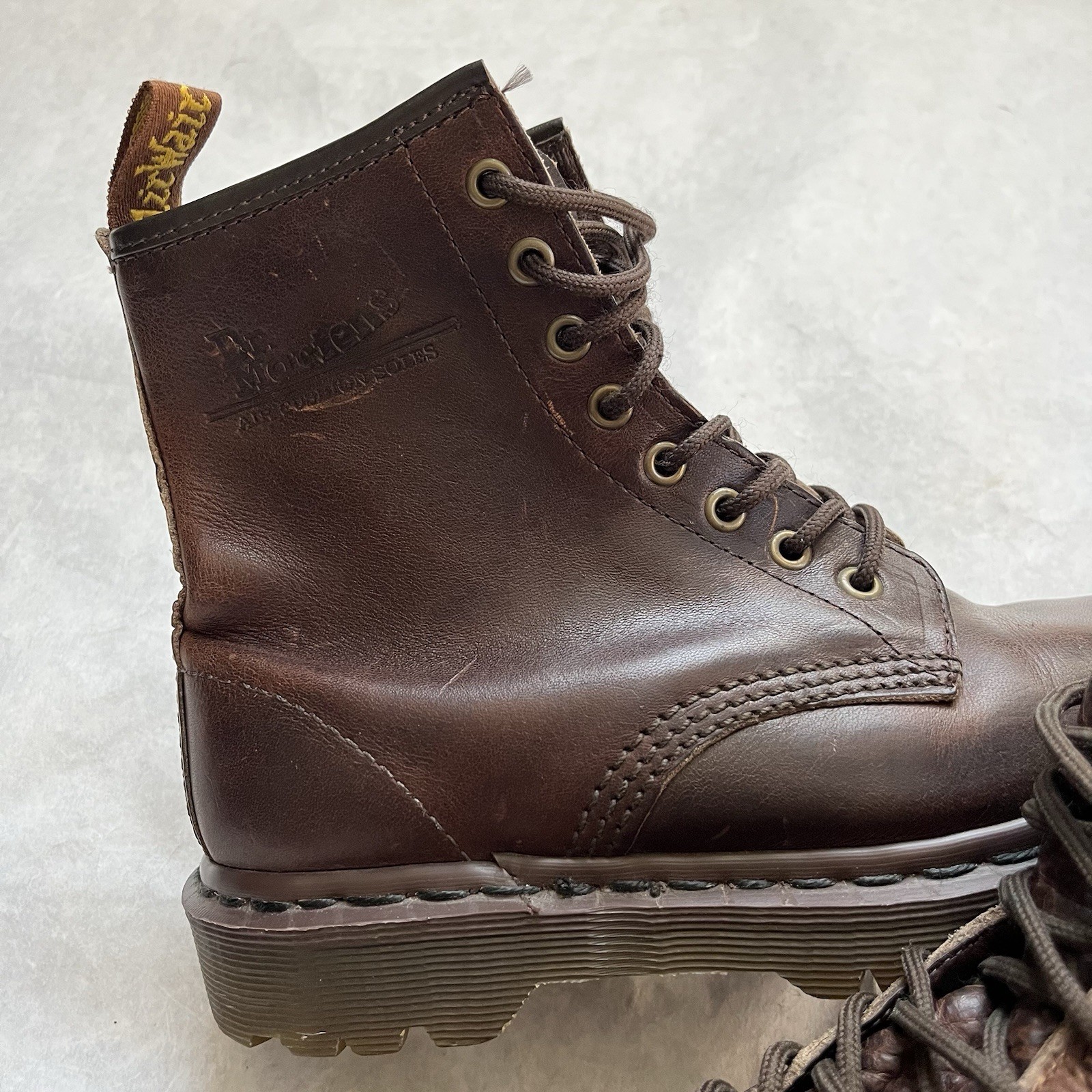 Doc Dr Martens 1460 Lace Up Boots Brown Leather 8-Eye UK 4 EnglandCombat READ thumbnail 17