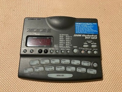 Zoom RT-123 RhythmTrak Electronic Drum Machine Body Only Tested & Working Used